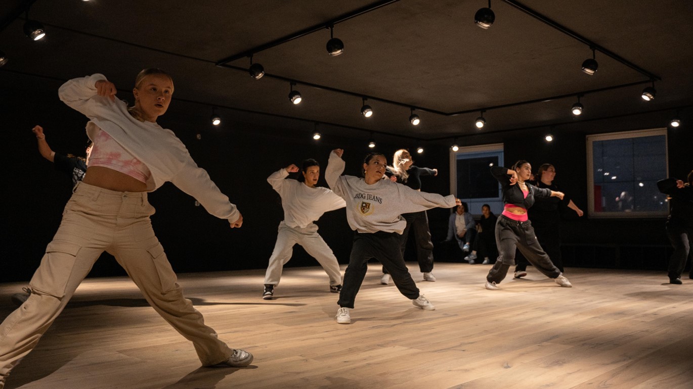 Jugendtanztheater – DREAMER